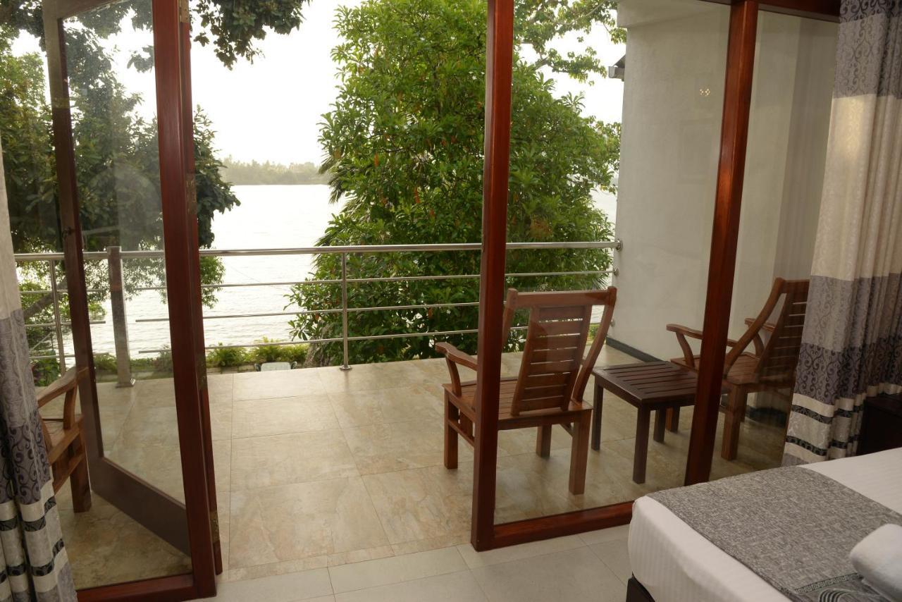 Riverside Inn Fuji Bentota Exterior foto